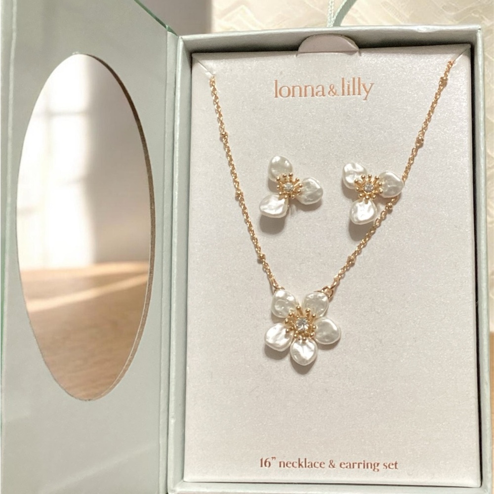 Lonna & Lilly Gold Necklace and Earring Set with White Floral Accents